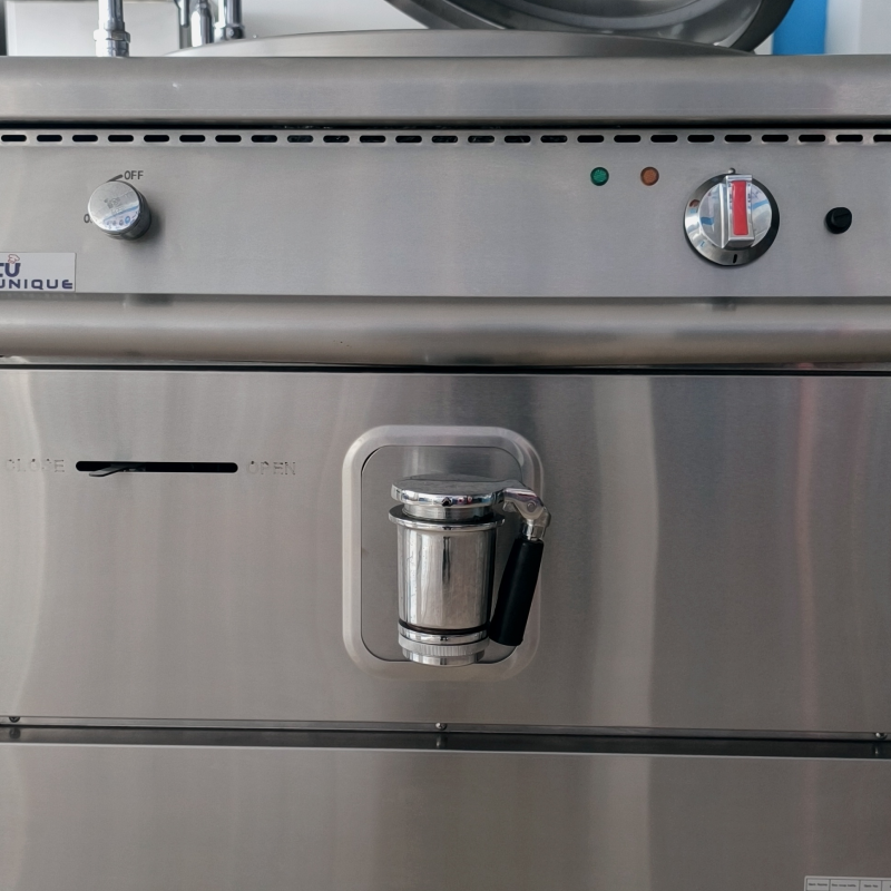 Commercial Gas Jacketed Boiling Pan – 100L